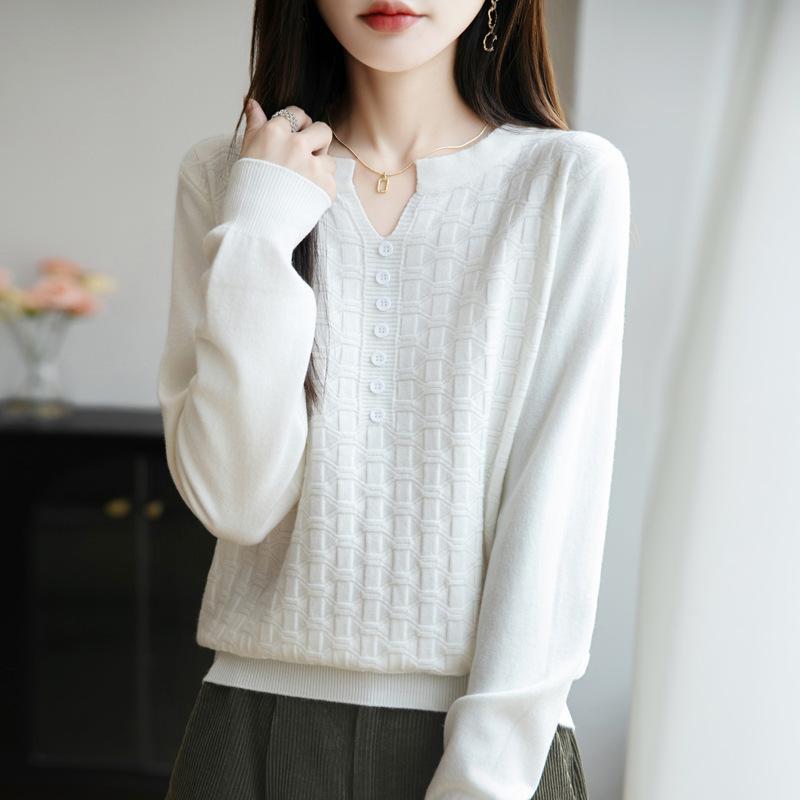 Autumn and Winter New Pullover Sweater V-neck Knitted Sweater Jacquard Women's Spring Base Layer
