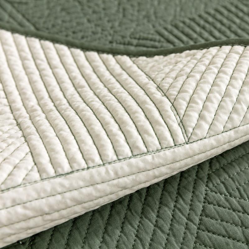 Four Seasons Universal Washed Cotton Quilted Geometric Sofa Cushion Modern Simple Non-slip Sofa Cushion Towel