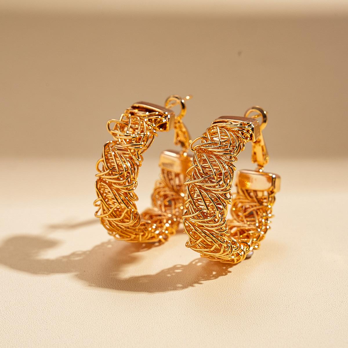 24K real gold electroplating European and American metal sense geometric pleated silver needle earrings personalized creative earrings