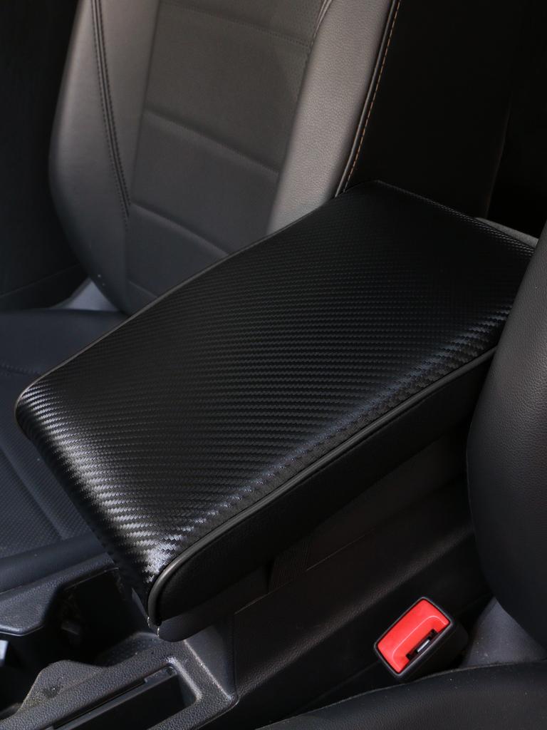 Widened Carbon Fiber Leather Car Armrest Box Pad Universal Car Center Armrest Box Cushion Arm Support Mat Fashion Car Accessorie