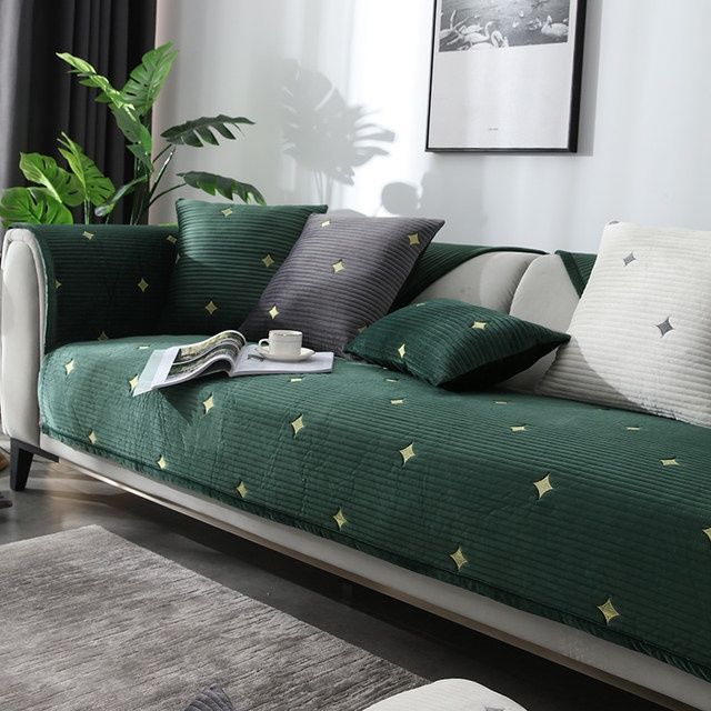 

Nordic Pure Simple Modern Sofa Cushion Plush Non-Slip Seat Cushion Universal Crystal Velvet Winter Leather Case Cover Towel 70*70cm