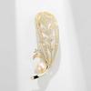 Luxury Jewelry Pearl New Seiko Elegance Temperament Feather Pearl Brooch Fashion Versatile Corsage Pin