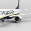 Ryanair plane model B737 Aircraft Model With Base Landing Gears Resin Miniature Plane For kids Gifts or Display Decorations