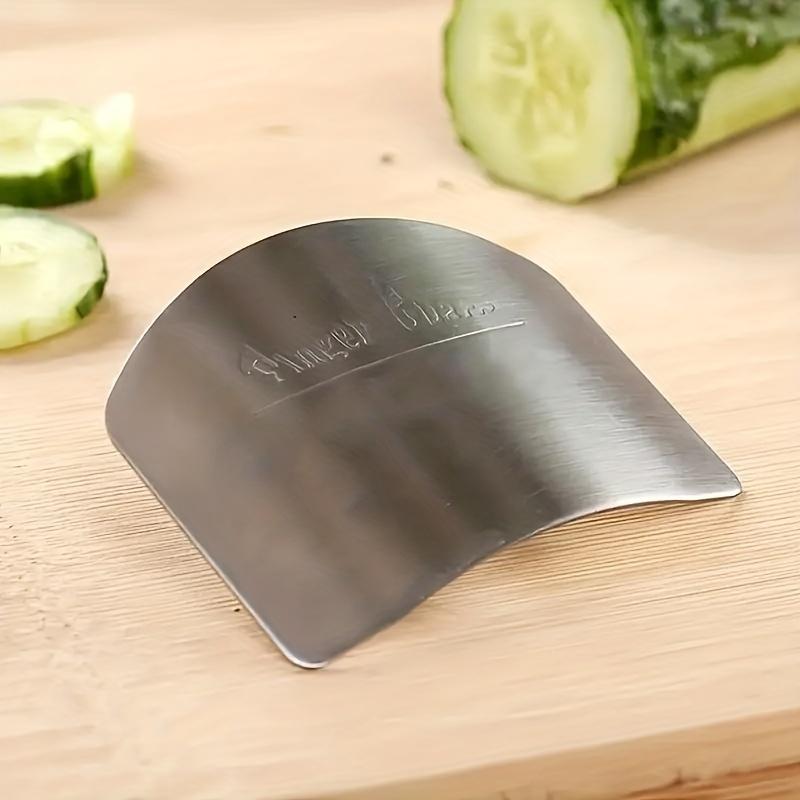 Stainless steel finger guard kitchen gadgets finger guard does not hurt your hands adjustable vegetable cutting anti-cut shield