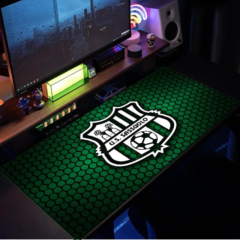 Sassuolo Football Crest Design Mouse Pad, Rubber Base, Mouse Pad for Gamers and Office Use, Gaming Desk , Easy To Clean Mat Christmas fan gifts