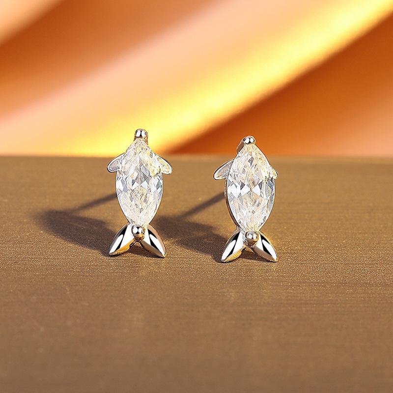 

Every Year, There Are More Than Zircon Fish Stud Earrings For Women S Exquisite And Cute Earrings, Simple And High-End Versatile Earrings.