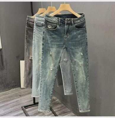 2024 Retro Opotrebované Slim-Fit Skinny Džínsy pre Mužov - Mládežnícky Strečový Deväťbodový Štýl
