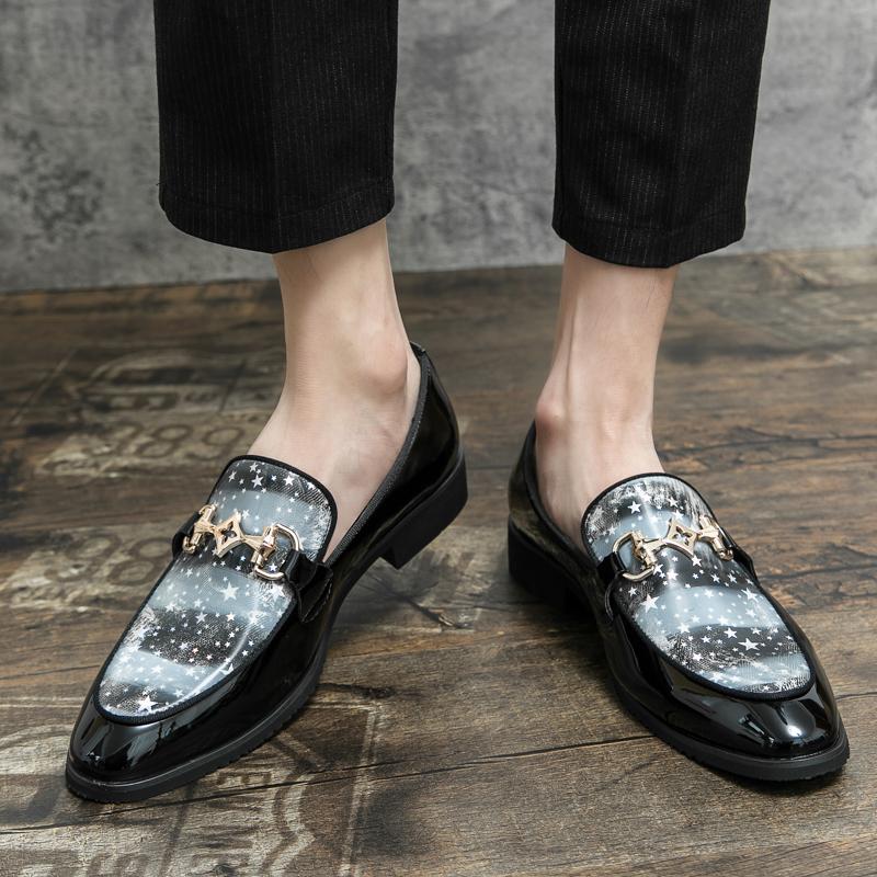 Mode Italienische Herrenschuhe Bunte Bunte Slipper Herren Slip-on Fahrschuhe Herren Nachtclub Mode Lederschuhe Hochzeitsschuhe