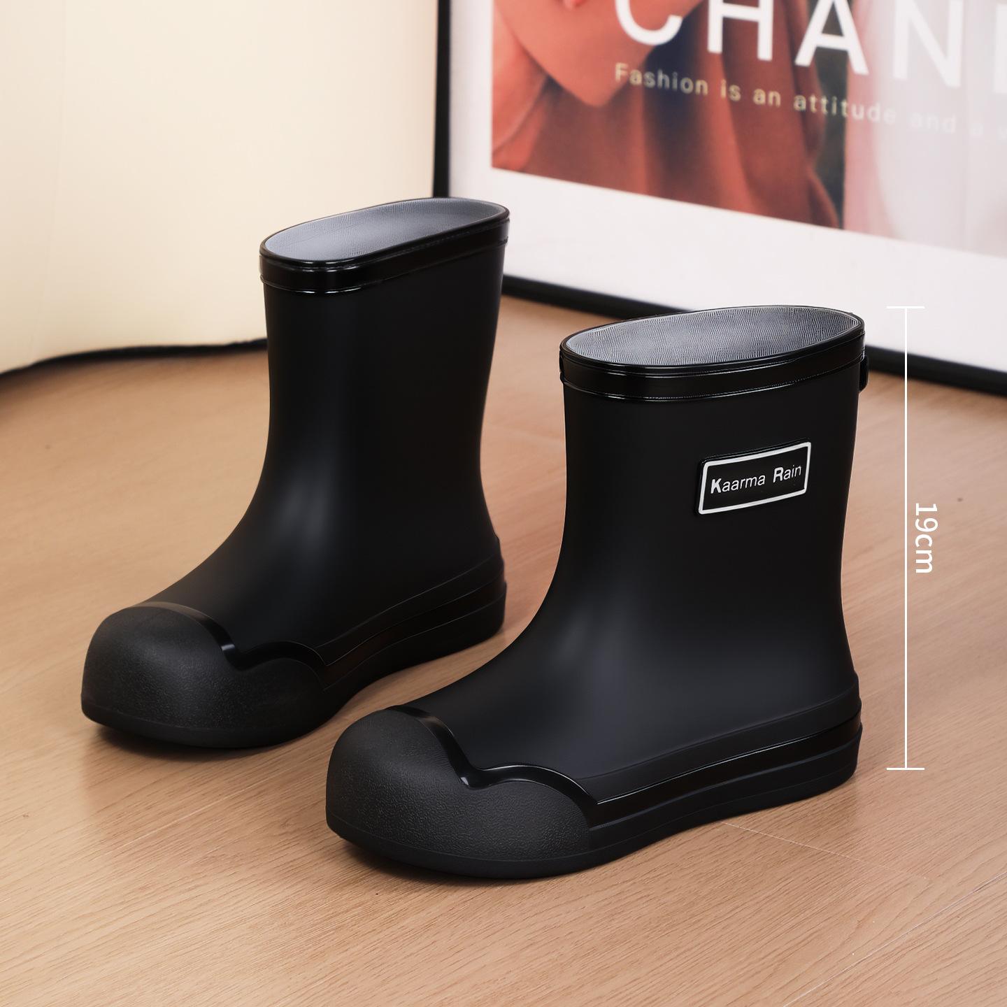 

2 new rain shoes women wear non-slip waterproof shoes summer camping medium tube water boots velvet rain boots 35
