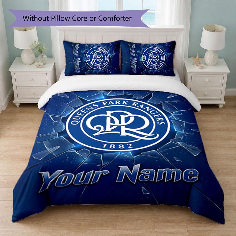 Queens Park Rangers FC Set Biancheria da Letto con Testo Nome Personalizzato 1 Copripiumino+2 Federe Logo Calcio Regalo Personalizzato per Occasione Speciale Decorazione Camera da Letto
