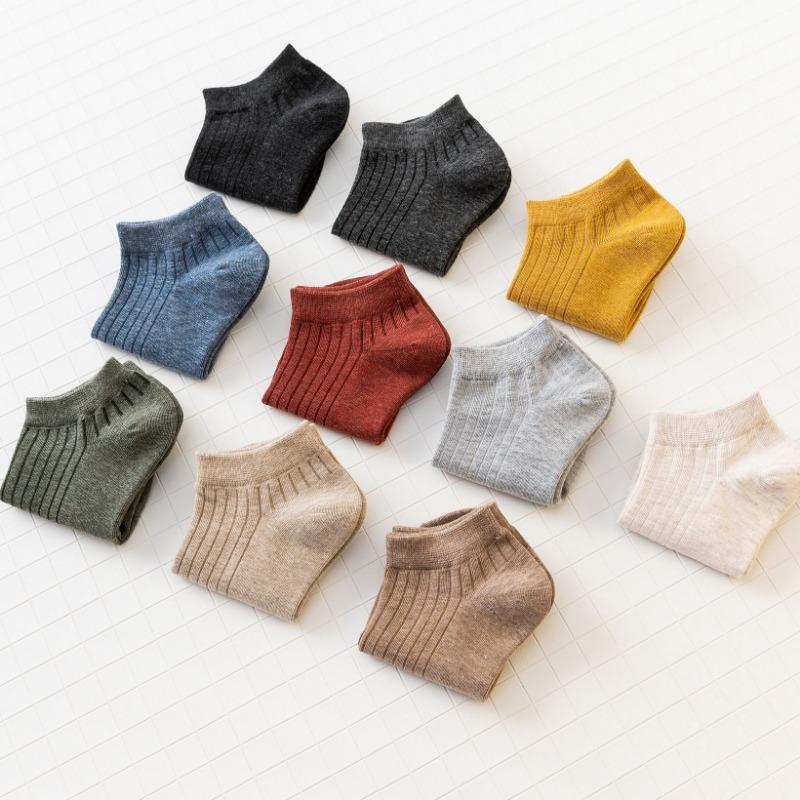 Women's Summer New Style Draw A Solid Color Breathable Cotton Boat Socks