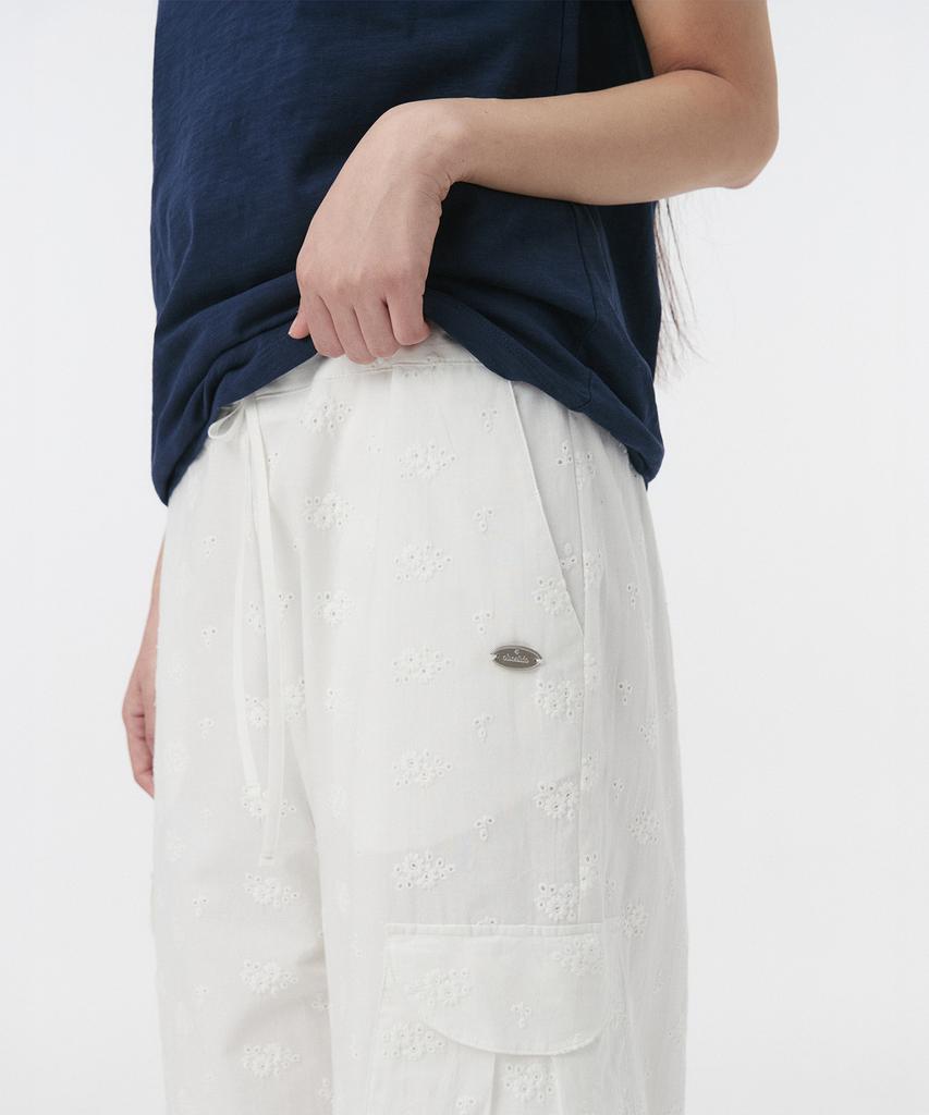 Ohesio Eyelet Punching Cargo Pants, White