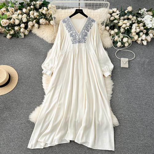 Boho Oversized Dress Women Haft Nadruk Latarnia Rękaw Dekolt w Serek Sukienki Damskie Luźny Krój Panie Vestidos Mujer