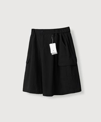 MOOD INSIDE Half-Banding Single-Pleat Cotton Cargo Bermuda Pants_Black