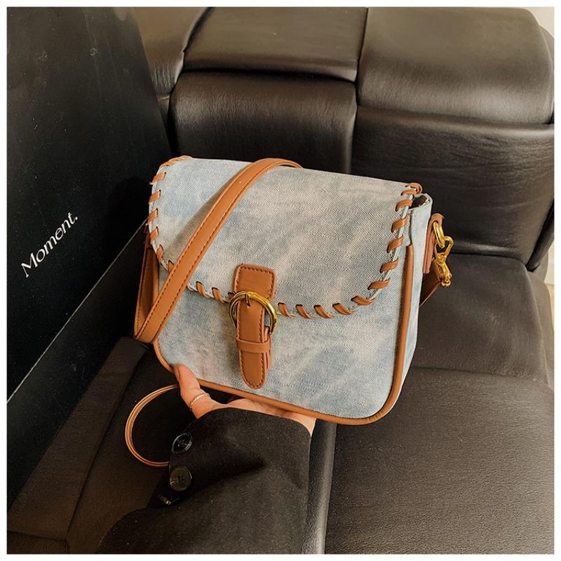 Frosted texture small bag women's spring new shoulder messenger bag work commuter bag