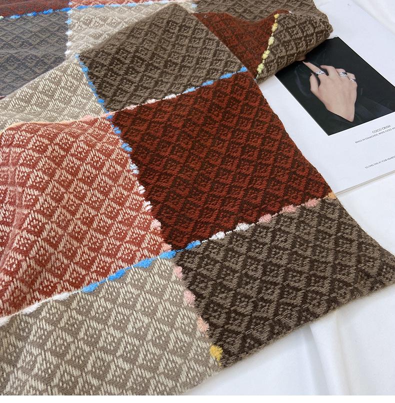 Schicker karierter Quastenschal für Damen - Dicke, warme Imitat-Kaschmir-Stola mit Jacquard-Design, perfekt für Herbst- und Winterausflüge