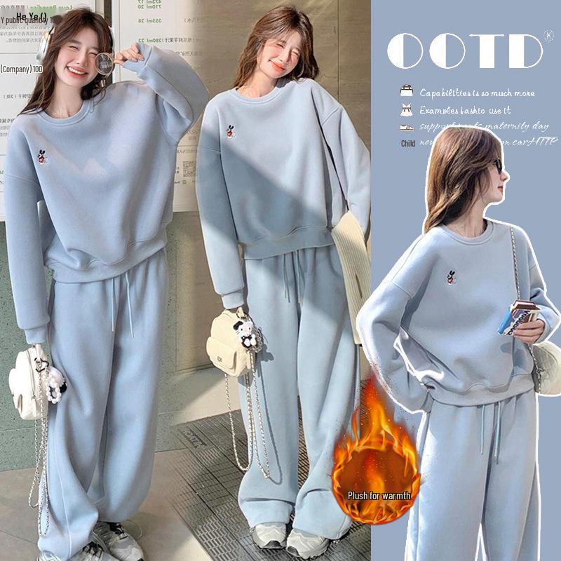 2025 Autumn/Winter Embroidered Velvet Maternity Hoodie & Sweatpants Set 2XL