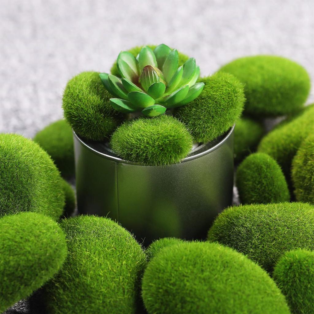 10PCS Artificial Moss Rocks 7 x 9cm Realistic Faux Stone Shooting Prop Decor Garden Glass Container Crafts