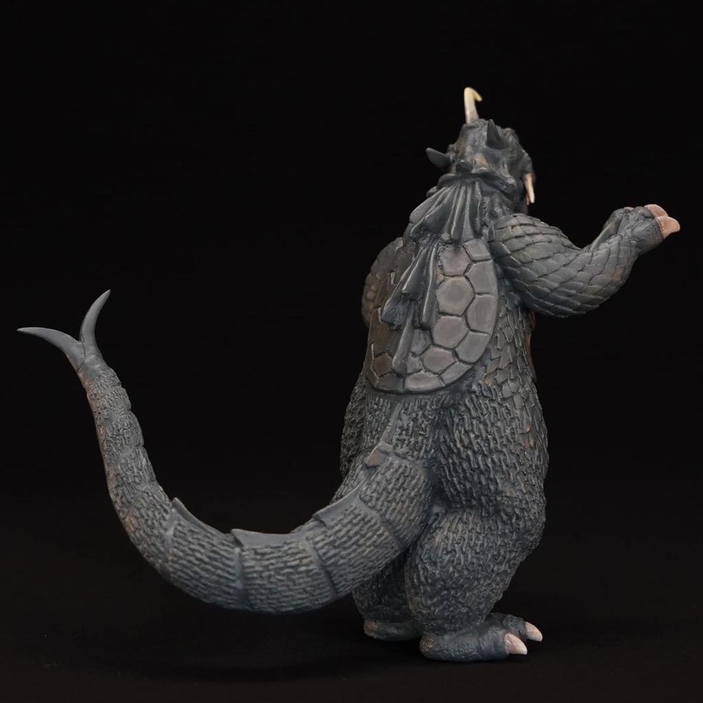 Gomez 1/200 Soft Vinyl Assembly Kit Reprint Edition 1/200 Scale Total Height 14.5cm Soft Vinyl Unpainted Assembly Kit