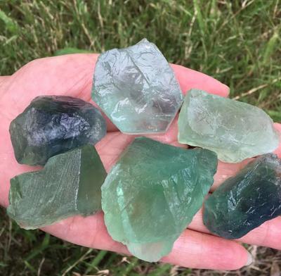Natural Green Fluorite Crystal Raw Stone Aromatreatment Stone Diffuser Stone Crystal Stone Manufacturers Spot Wholesale