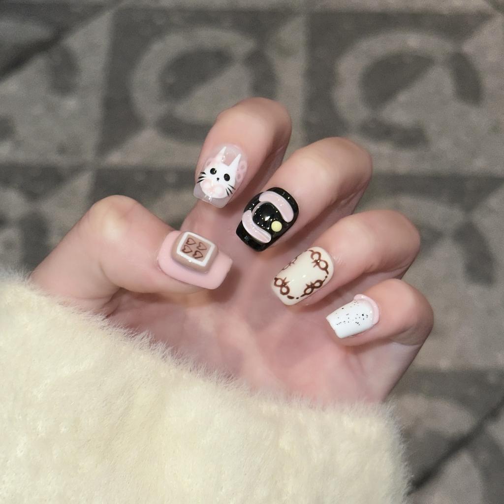 Cute Style Wear Nails Daily Short Nail Art Handmade Three-dimensional Pinching Glue Dopamine Color Removable Fake Nail Sheets