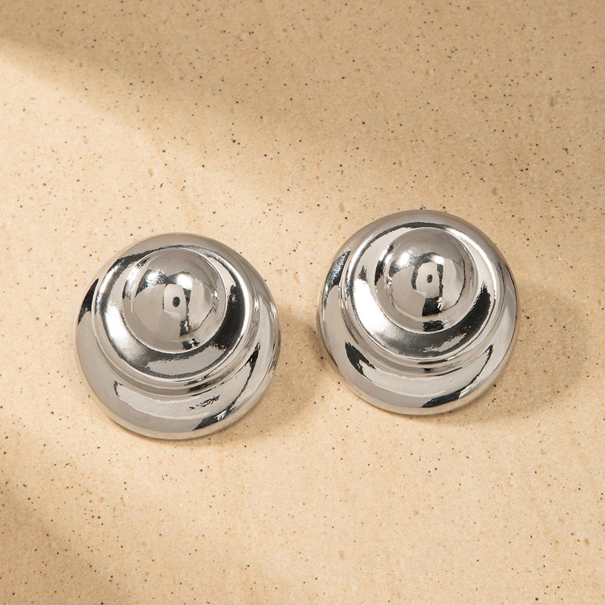 

ins модные новые 18-каратные золотые латунные серьги с резьбой, круглые серьги, нишевый светлый роскошный женский эксклюзивный дизайн серебряный