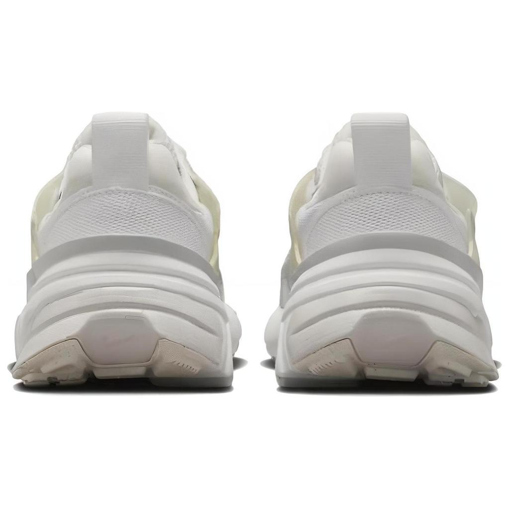 Nike V2K Run Metalická stříbrná Dámské FD0736-104