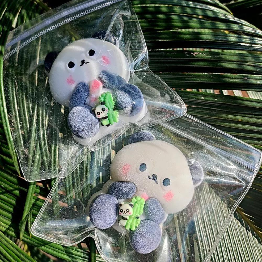 Panda Carino Morbido che Abbraccia Giocattoli di Bambù Giocattolo Elastico per Alleviare lo Stress Decomprimere Giocattolo Divertente Regalo Giocattolo Panda a Rimbalzo Lento da Spremere