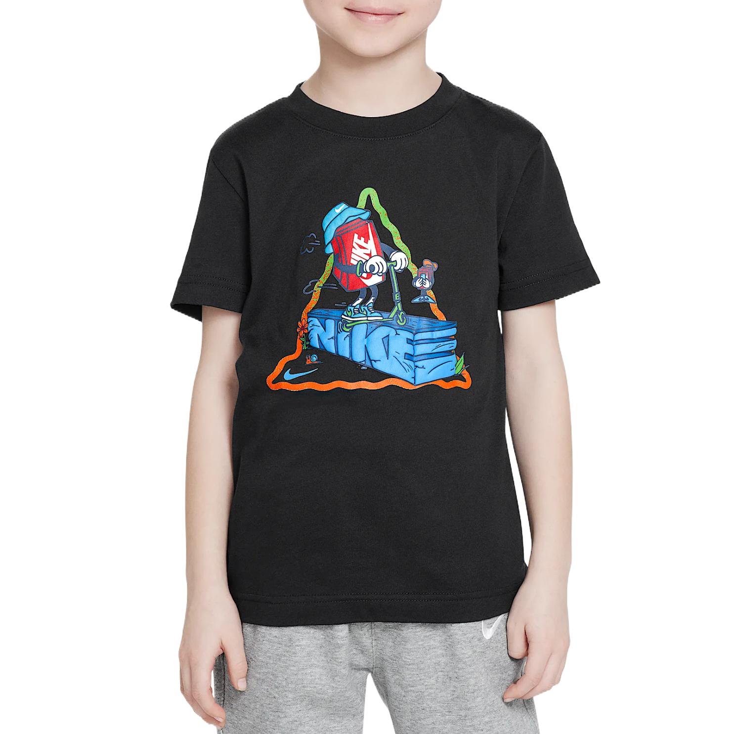 Nike T Shirt Black Children Aged 3 7 Years Old 86N061-023 7