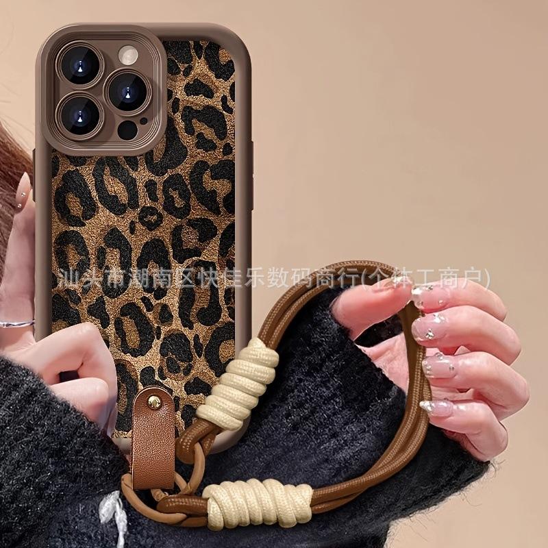 Fashion Leopard Print iPhone17Promax/16Promax/15/14/13/12/11 Wristband Lanyard Phone Case
