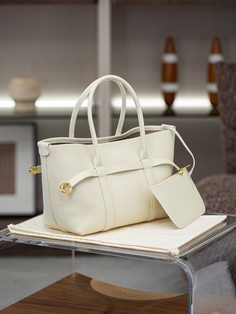 Premium Retro Tote Bag Large Capacity Splicing Leather Women's Bag Tote Bag Commuter Fashion Versatile Handbag