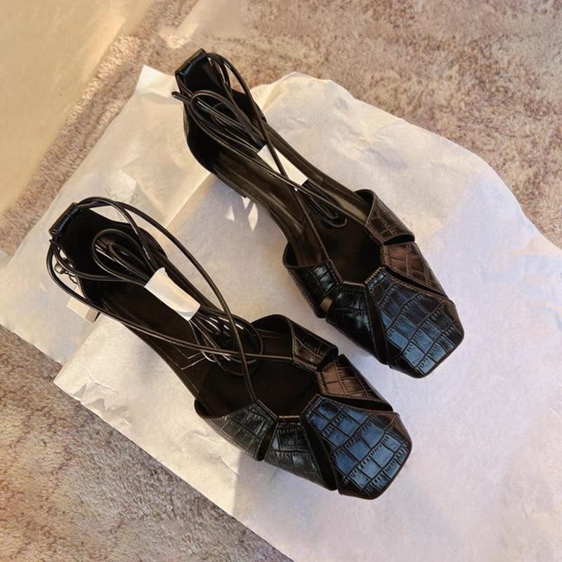 Leather Strap Bag Head Sandals Women's Summer New Empty Versatile Flat-bottomed Square Head Roman Shoes