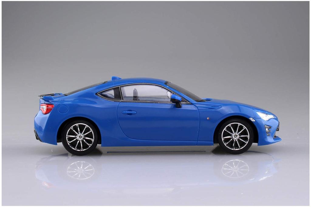 Aoshima Bunka Kyozai The Snap Kit Series Toyota 86 Bright Blue Plastic Model Kit 1/32 Pre-colored 03-E