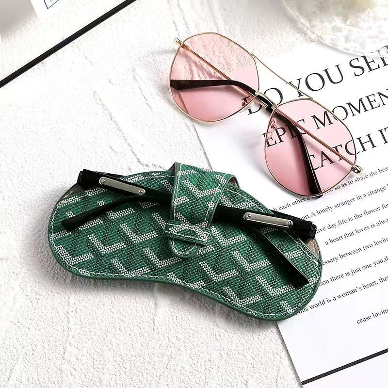 1Pc New Design PU Leather Glasses Case Presbyopic Glasses Case Portable Storage Bag for Women and Men with Lanyard Small Gifts