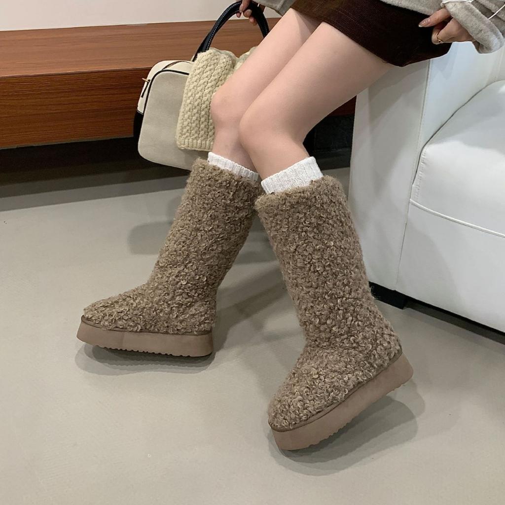 2025 Autumn and Winter New Tall Lamb Wool Thin Commuting Thick-soled Warm Women's Boots