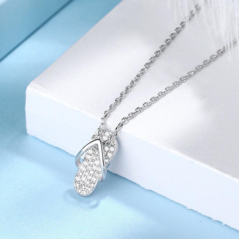 Creative and Minimalist Slippers, Necklace,Fashionable and Personalized Temperament Necklace, Birthday and Christmas Anniversary 20.34 in серебряный