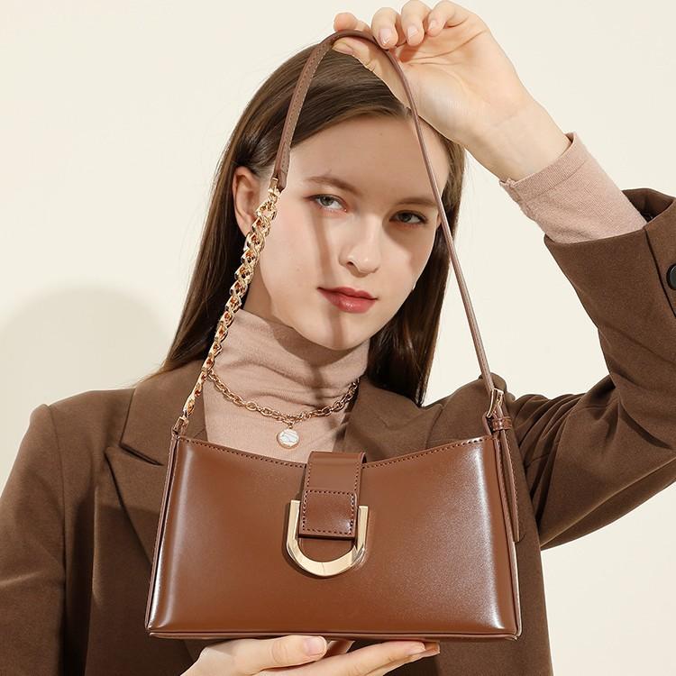 Premium Commuter Underarm Women's Bag Versatile Fashion Shoulder Cowhide Bag Baguette Messenger Bag