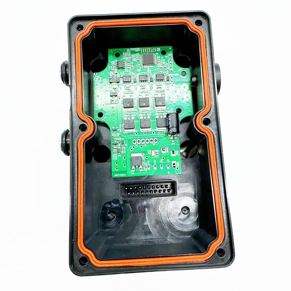 A0001407878 A0001405378 Small Double Socket Control Board for Mercedes-Benz Urea Pump