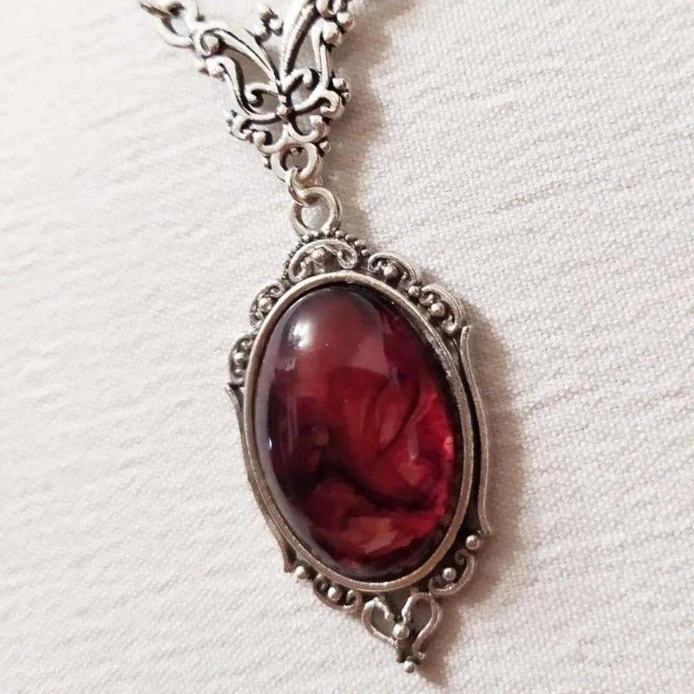 New Vintage Red Quartz Crystal Necklace Men's And Women's Talisman Pendant Classical Style Jewelry Accessories