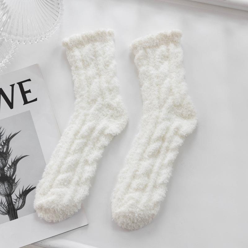 5/10 Pairs Casual Autumn Winter Twisted Coral Velvet Floor Socks for Home Use Warm and Fluffy Non Shedding Mid Calf Socks Thickened Socks for Children