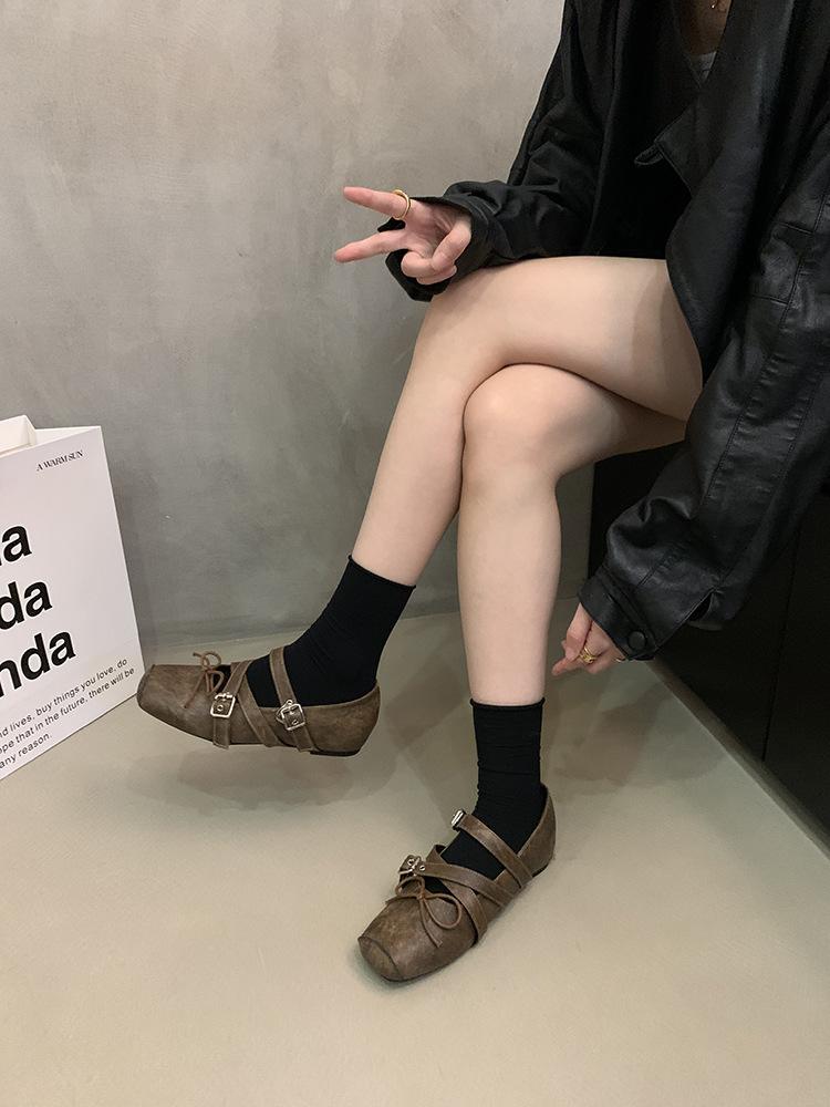 

Inner height-increasing shoes design sense shallow mouth ballet single shoes French women s shoes summer new models with skirts Mary Jane shoes women 39