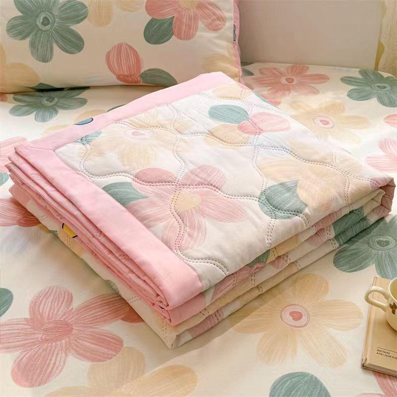 HOT Summer Thin Quilt Comforter Soft Air Conditioning Four-season Quilt/Duvet/Blanket Bed Duvets 150/180/200 Single/doublebed Quilt