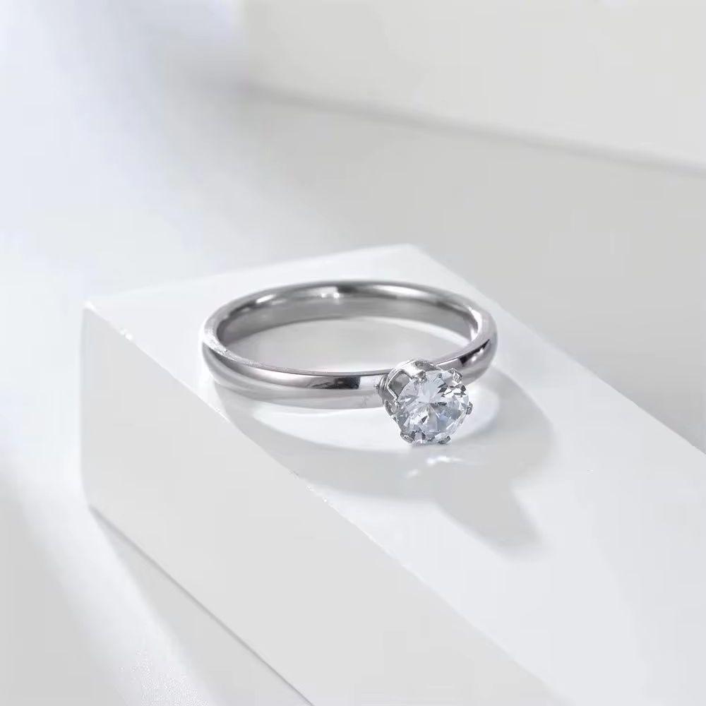 Spring New Exquisite Luxury Classic Stainless Steel Ring Zirconia Ring For Men Women Wedding Engagement Unisex Jewelry