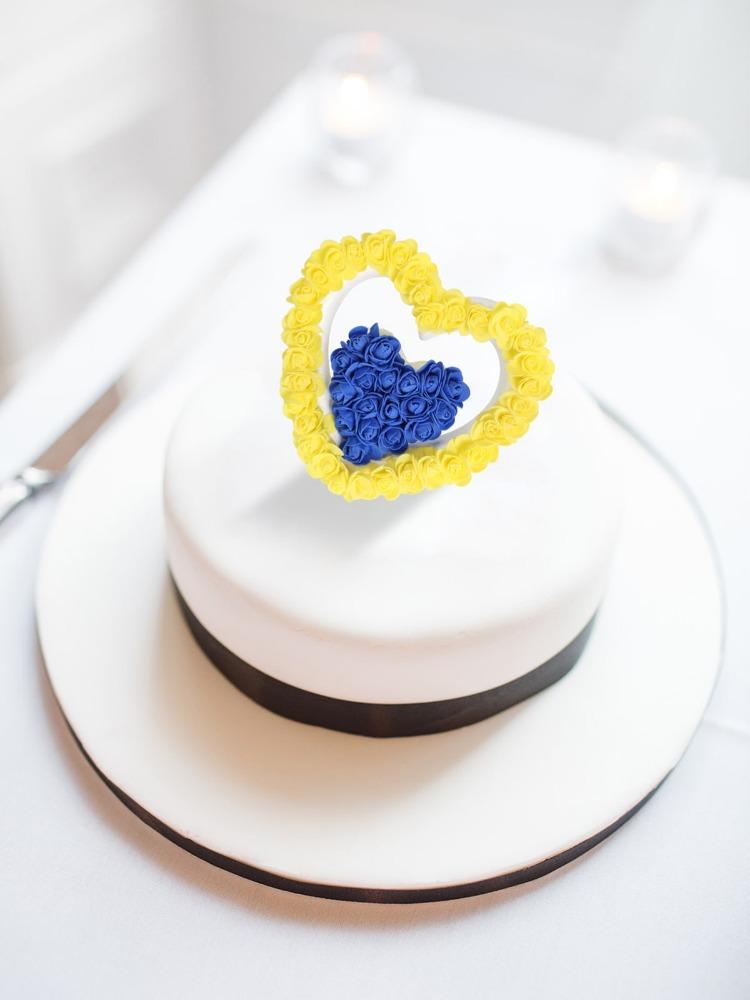 500 Pcs Valentine's Day Mini Roses for Crafts 3.5cm Flowers Artificial Roses Foam Flowers Fake Flower Heads for Baby Shower Table Wedding Decorations