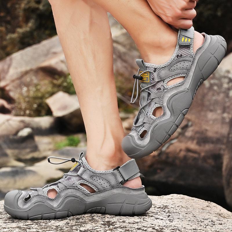 Beach Shoes Men's 2025 Summer Breathable Hollow Sandals Men's Leather Soft-soled Bag Head Outdoor Sports Large Size Casual Shoes