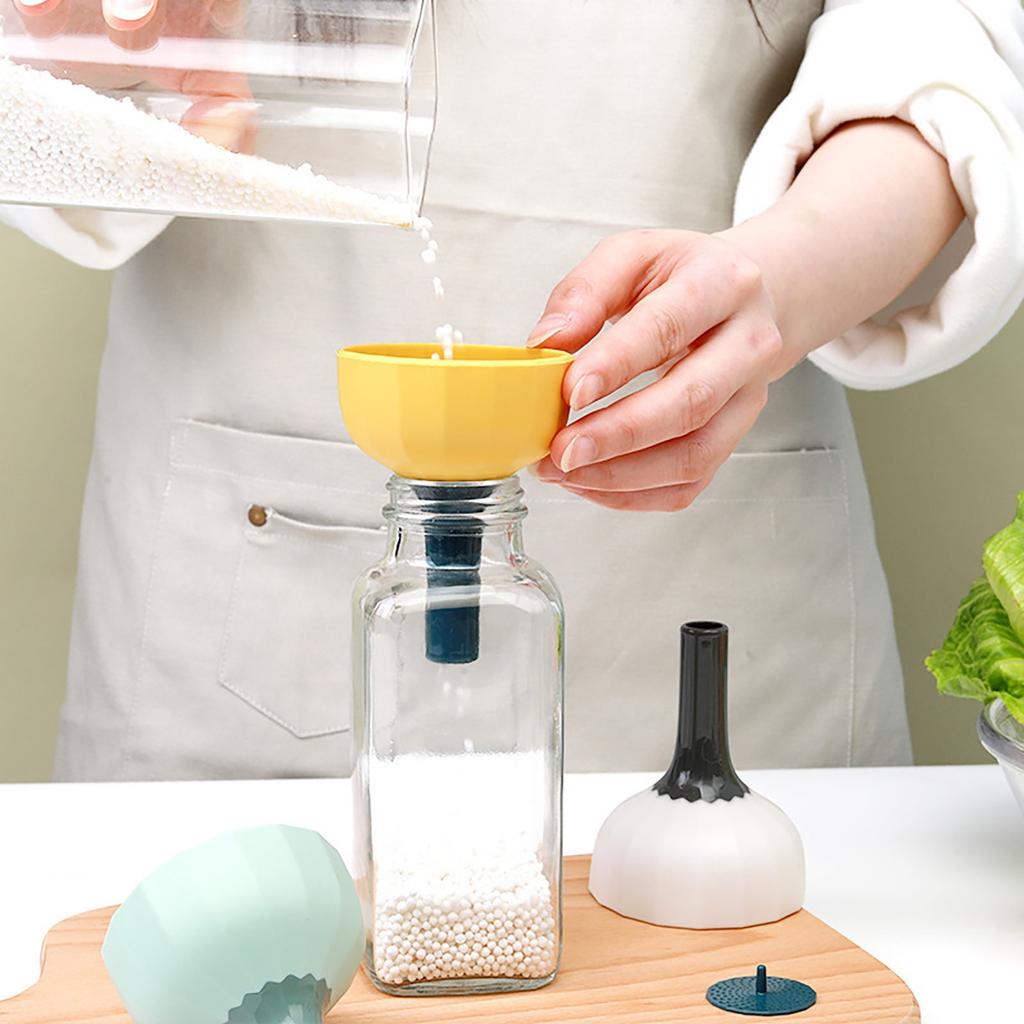 Silicone  Funnel Kitchen Gadget Accessories  Funnel Water Bottle Liquid Transfer Food Grade Tool