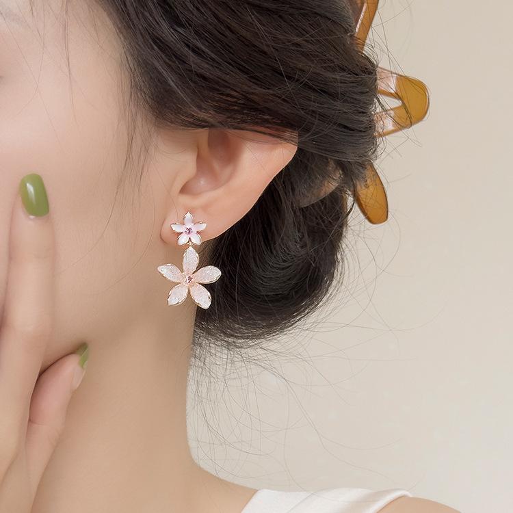 Chic Flower Earrings for Women , Sweet Pink Alloy Stud Earrings for Spring Summer , Unique Design Hypoallergenic Jewelry