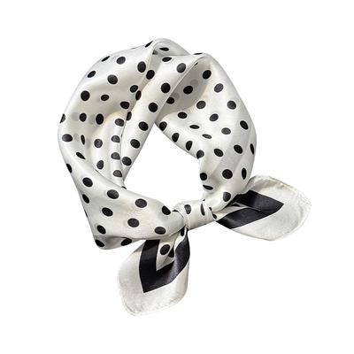 100% Seide Quadratisches Tuch Damen Hals-Bandana Maulbeerseide Schals Weiblich Sommer Halstuch Kopftuch Schal Wickeltuch Hijab