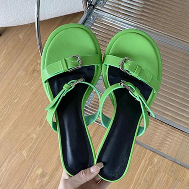 

Модные женские шлепанцы на низком тонком каблуке с пряжкой, уличные сандалии-гладиаторы с открытым носком, повседневная пляжная обувь для отдыха, шлепанцы 39 зелёный