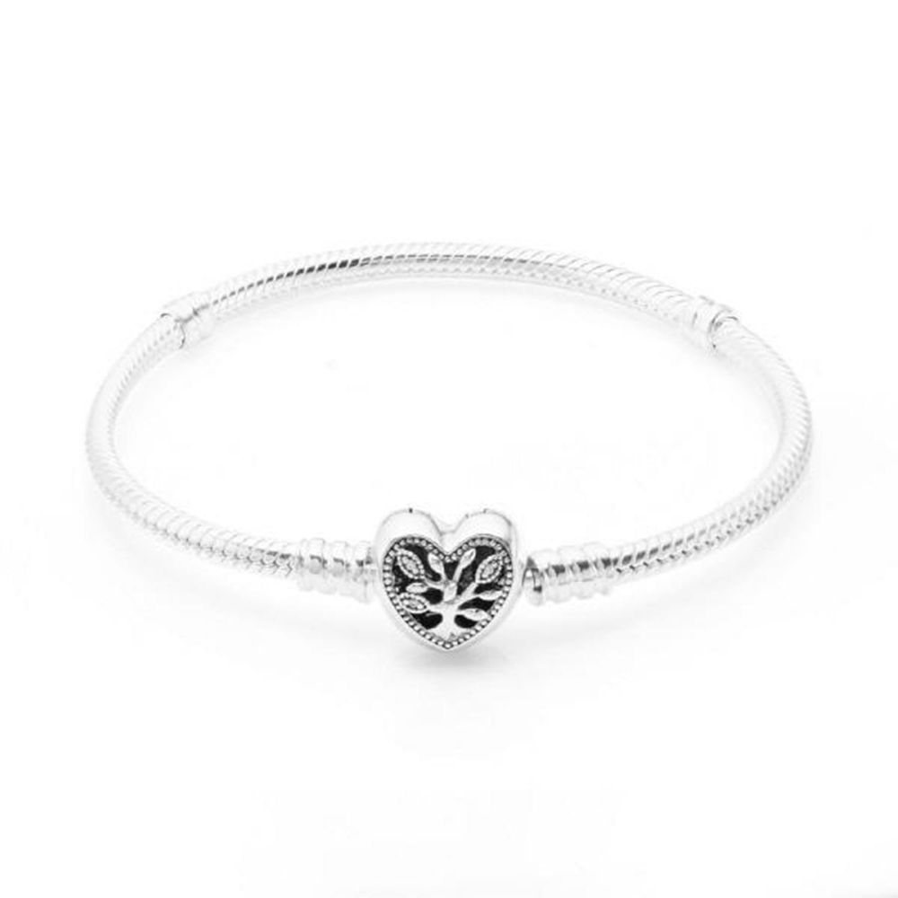 

PANDORA 598827C01 Moment Family Tree Heart Clasp Snake Chain Silver Bracelet 598827C01-17